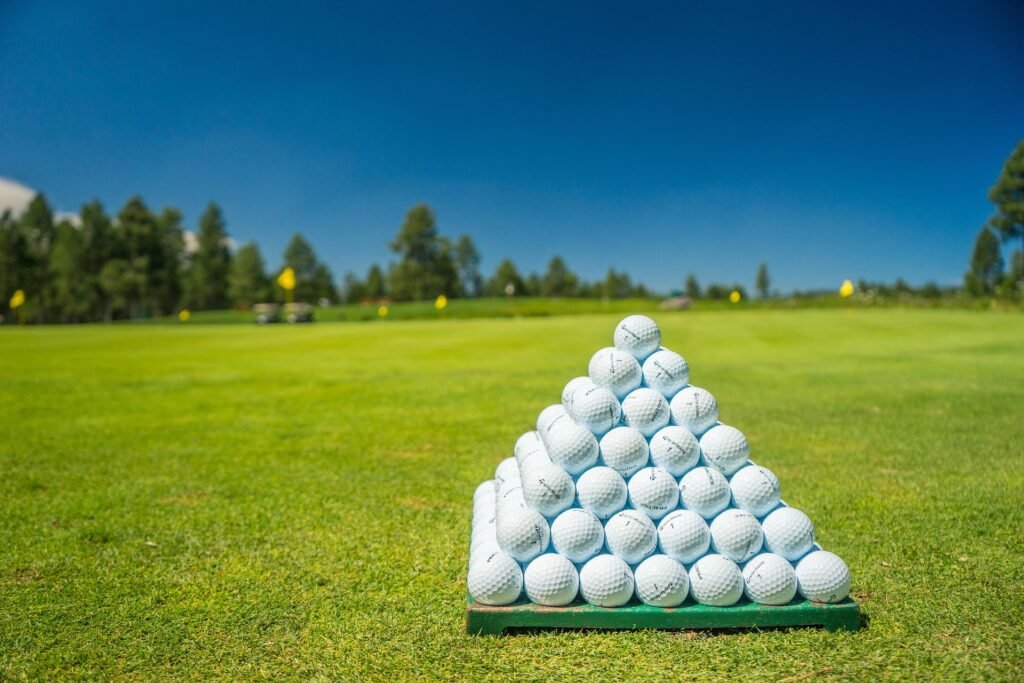 Confused about the best golf balls for beginners? Discover my 4 top picks, expert tips, and a simple buying guide to help you play better from day one. bedrck golf 1938932 1920